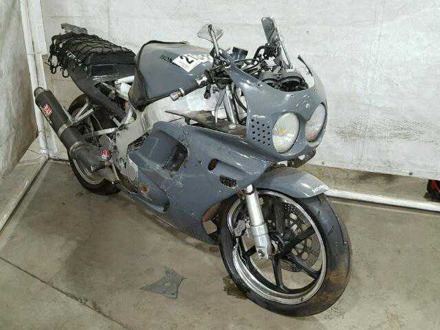 Honda CBR900