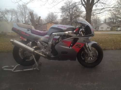 Suzuki GSX-R750W