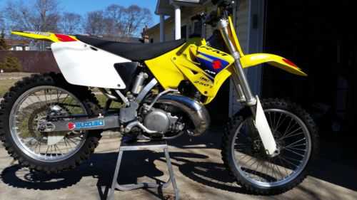 Suzuki RM250K