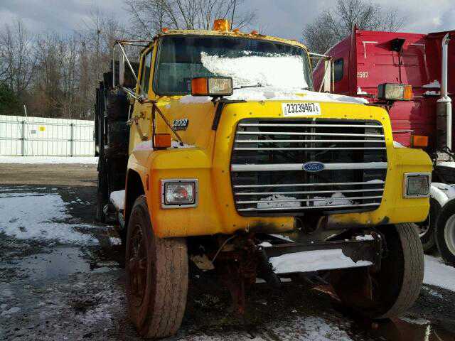 Ford L8000