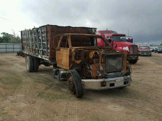Ford F-700