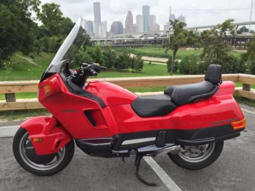 Honda PC800 (PACIFIC COAST)