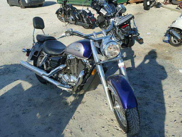 Honda VT1100C3 (SHADOW AERO)