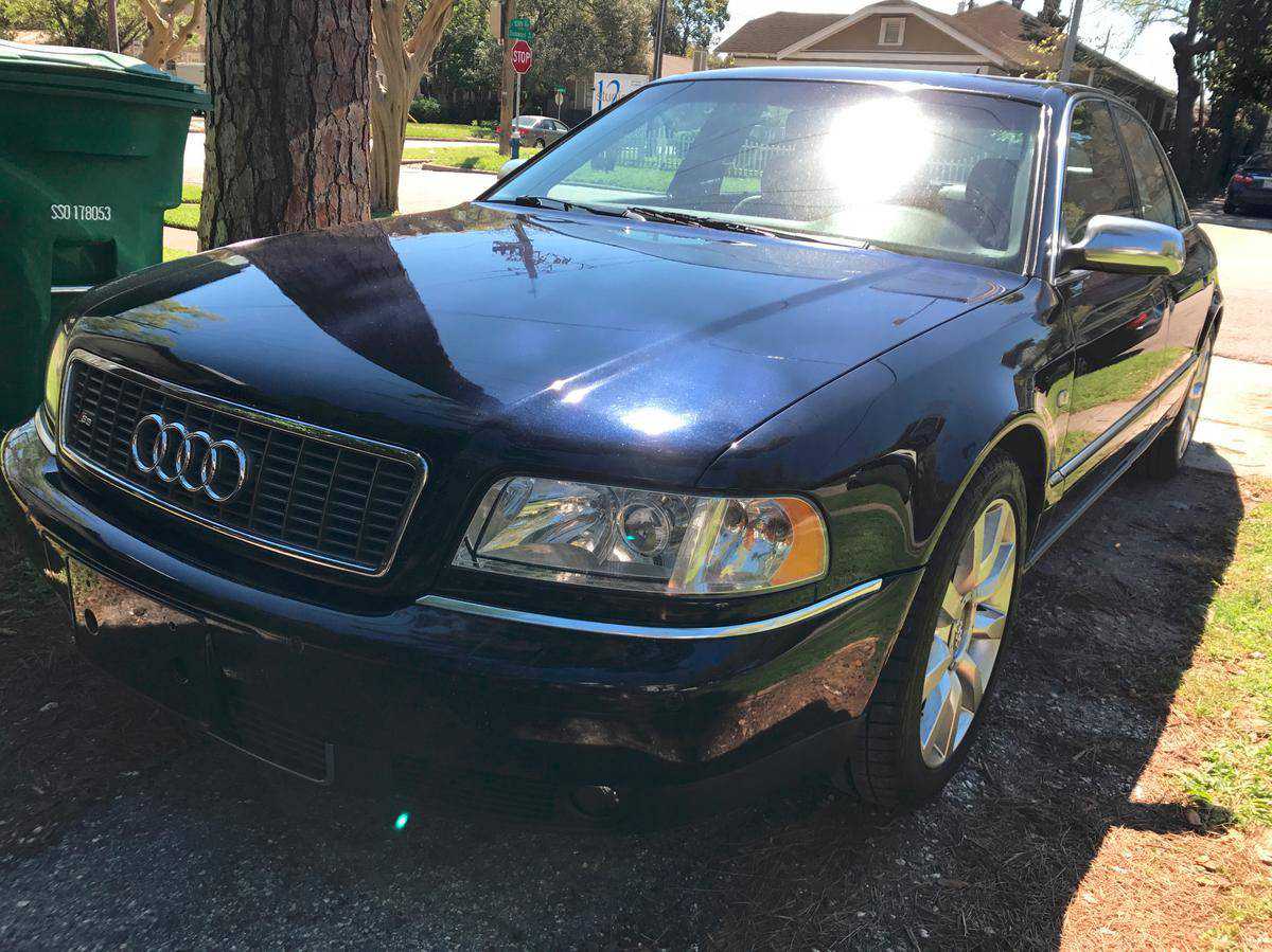 Audi S8