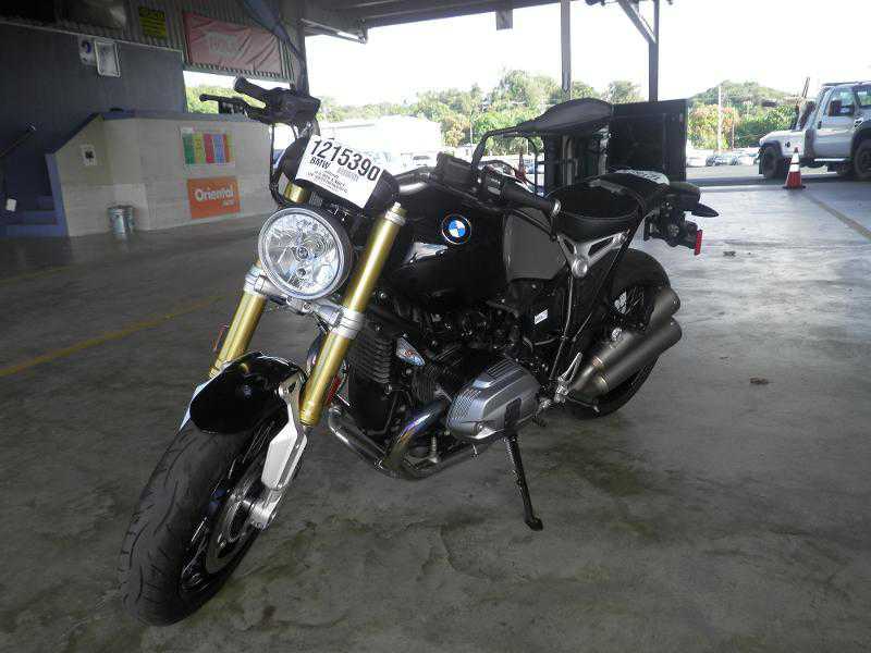 BMW