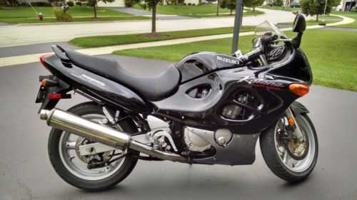 Suzuki GSX750F