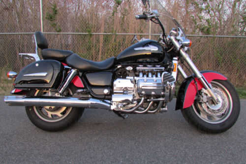 Honda GL1500CT (VALKYRIE TOURER)