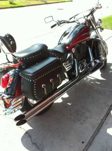 Honda VT1100C3 (SHADOW AERO)