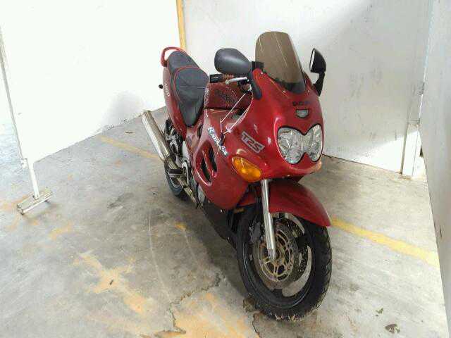 Suzuki GSX750FK