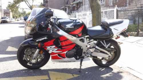 Honda CBR900