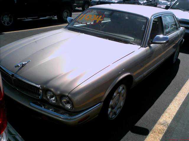 Jaguar Super V8