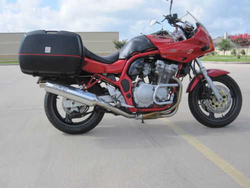 Suzuki GSF600S