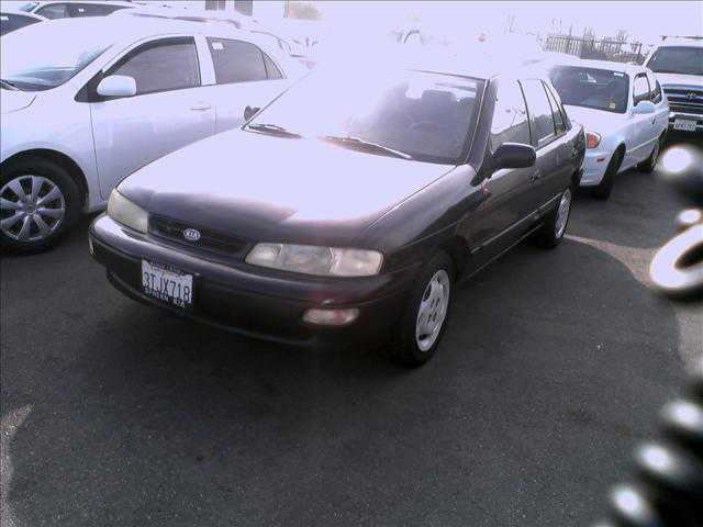 Kia Sephia