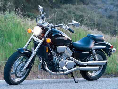 Honda VF750C (MAGNA)