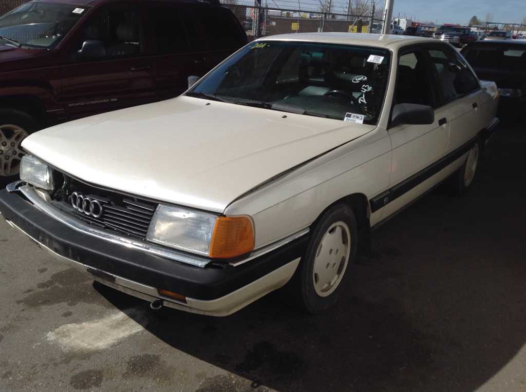 Audi 100