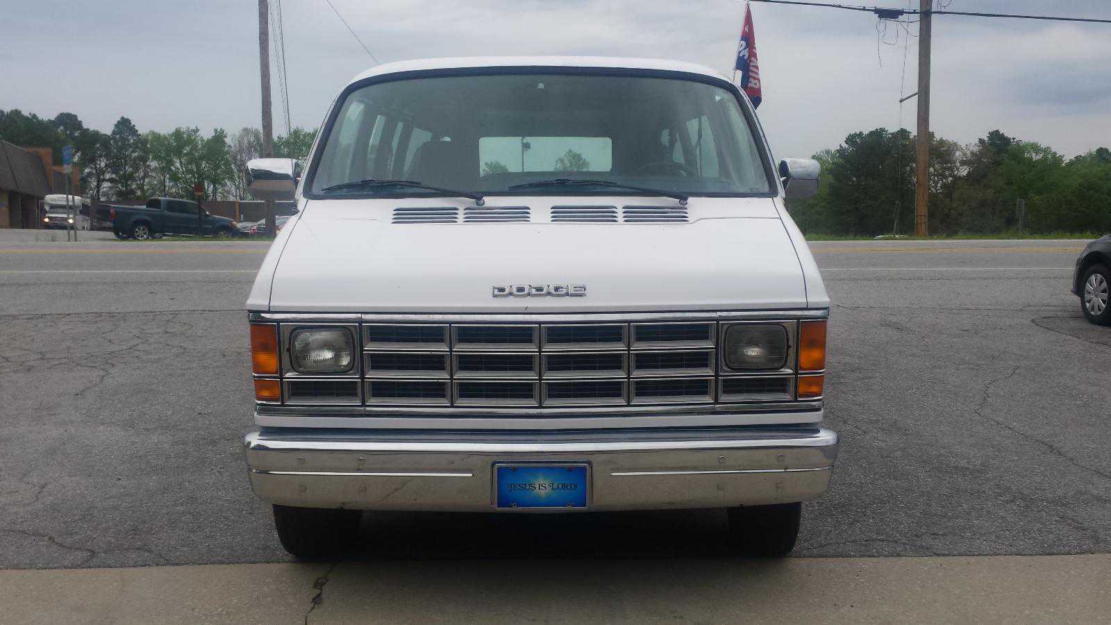 Dodge Ram Wagon