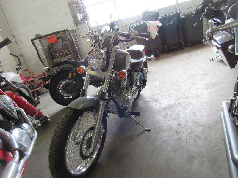 Suzuki LS650L