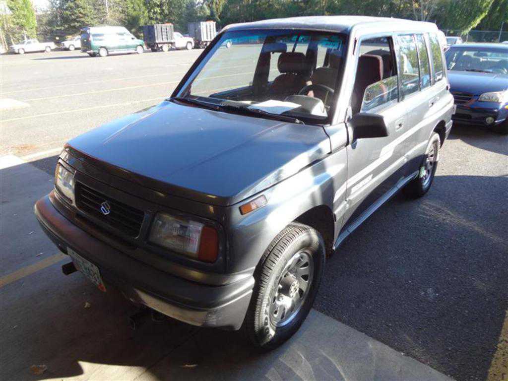 Suzuki Sidekick