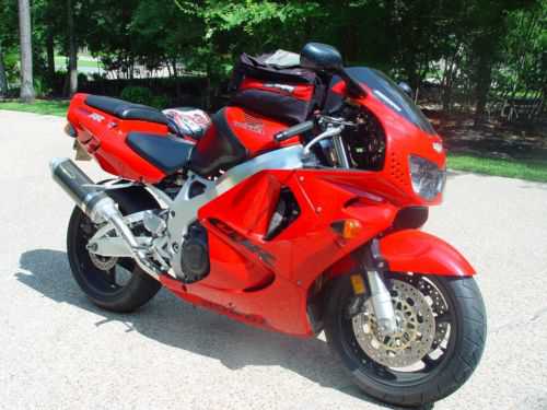Honda CBR900