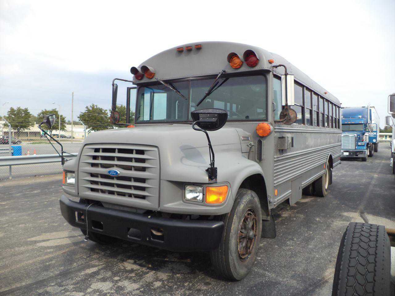 Ford B800