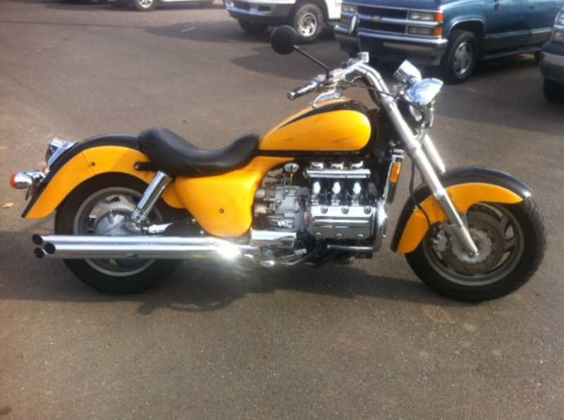 Honda GL1500C (VALKYRIE)