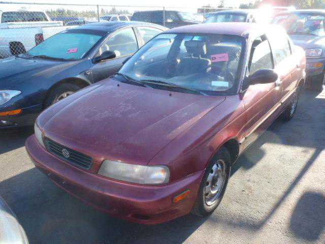 Suzuki Esteem