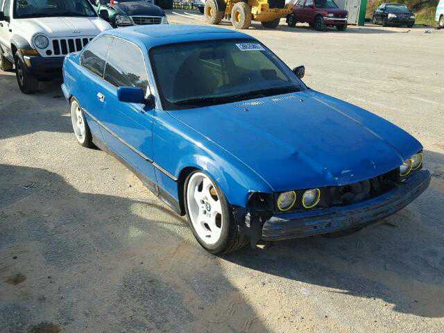 BMW 325iS