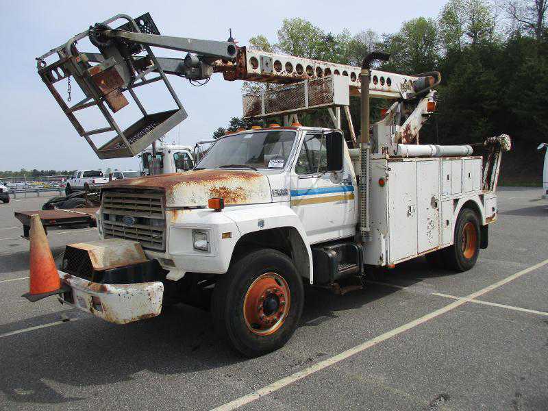 Ford F-800