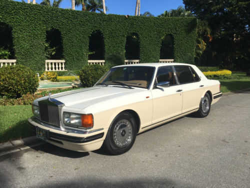 Rolls-Royce Silver Spur