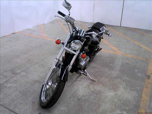 Honda VT600C (SHADOW VLX)