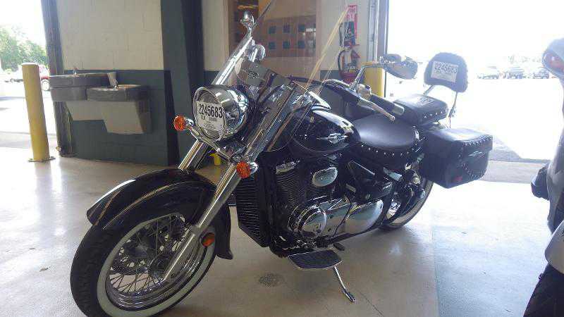 Suzuki VL800CL/VL800L/VL800TL