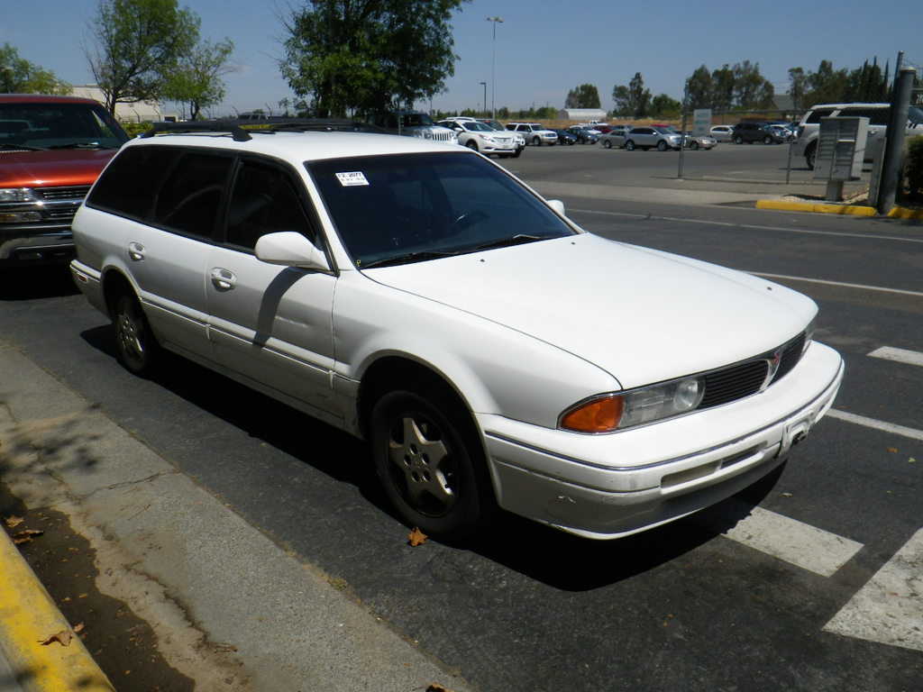 Mitsubishi Diamante