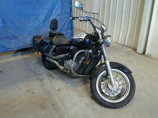 Honda VT1100C2 (SHADOW ACE)