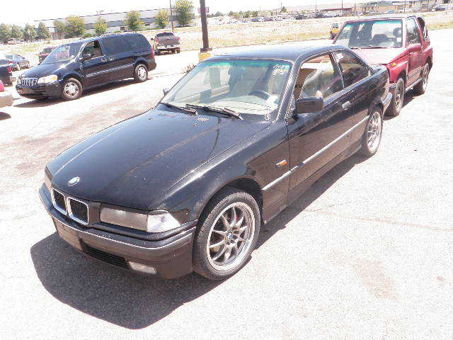 BMW 318iS