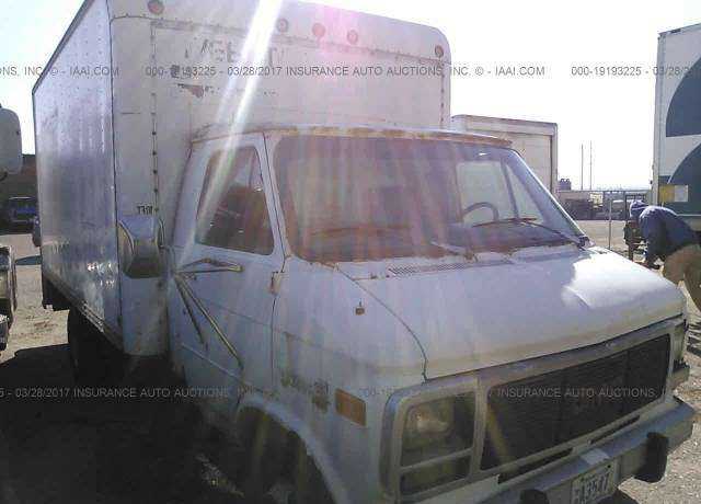 GMC Cutaway Van