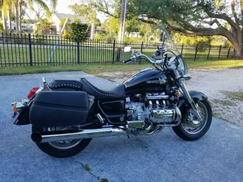 Honda GL1500C (VALKYRIE)