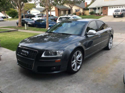Audi S8