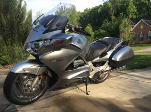 Honda ST1300