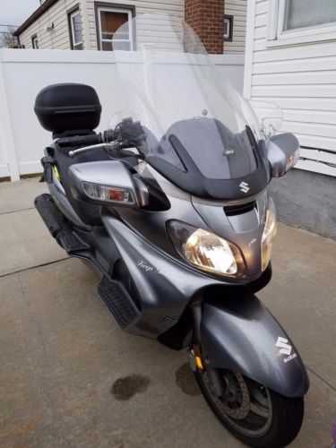 Suzuki AN650