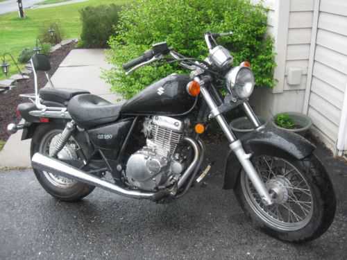 Suzuki GZ250