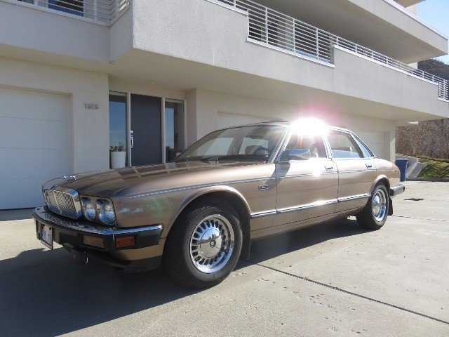 Jaguar Vanden Plas