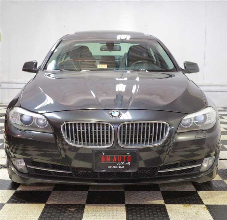 2012 BMW 550i