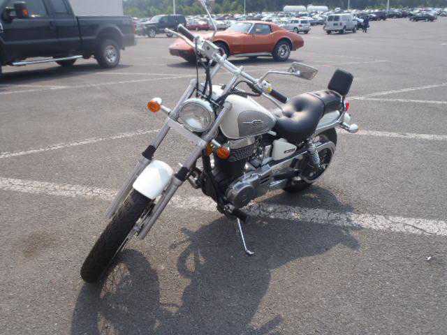 Suzuki LS650