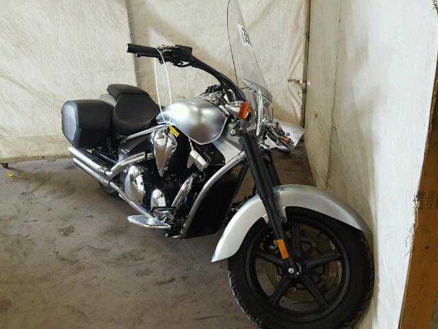 Honda VT1300 (Interstate)