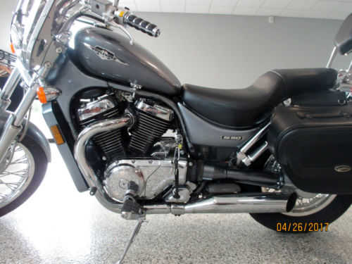 Suzuki VS800