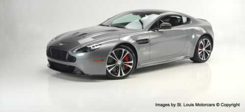 Aston Martin V12 Vantage