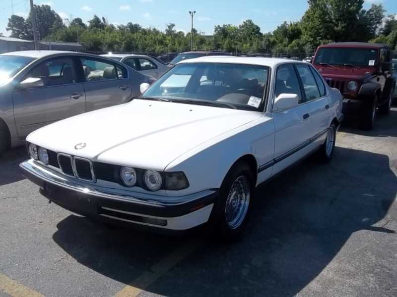 BMW 735i