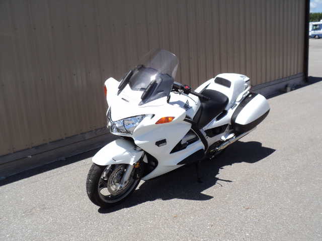 Honda ST1300PA
