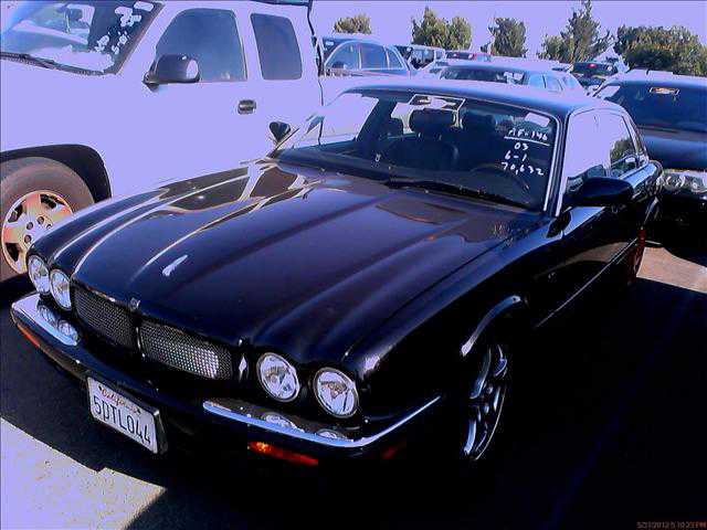 Jaguar XJR