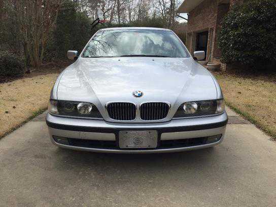 2000 BMW 540i